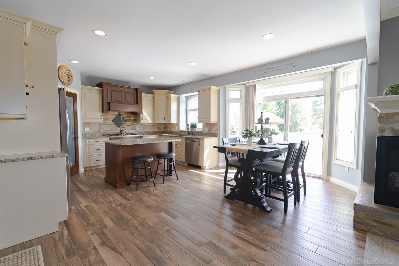10215 Springborn Road Casco, MI 48064 - Photo 3 of 44 50122324-2.JPG