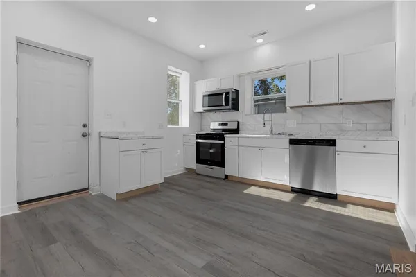 $348,000 | 1500 Linton Avenue, St. Louis, MO 63107