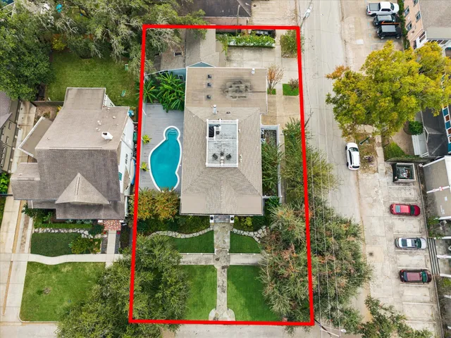 $2,250,000 | 200 Westmoreland Street, Houston, TX 77006