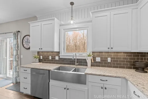 $1,250,000 | 4864 Hide Away Lane, Hudsonville, MI 49426
