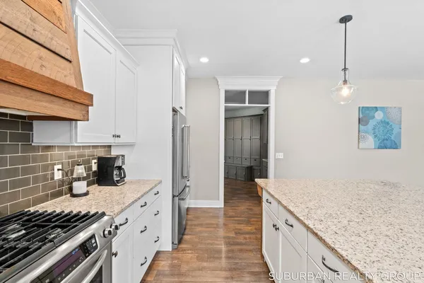 $1,250,000 | 4864 Hide Away Lane, Hudsonville, MI 49426