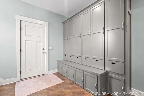 $1,250,000 | 4864 Hide Away Lane, Hudsonville, MI 49426