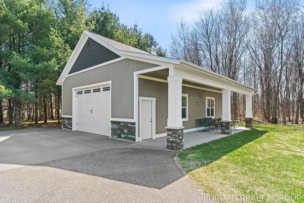 $1,250,000 | 4864 Hide Away Lane, Hudsonville, MI 49426