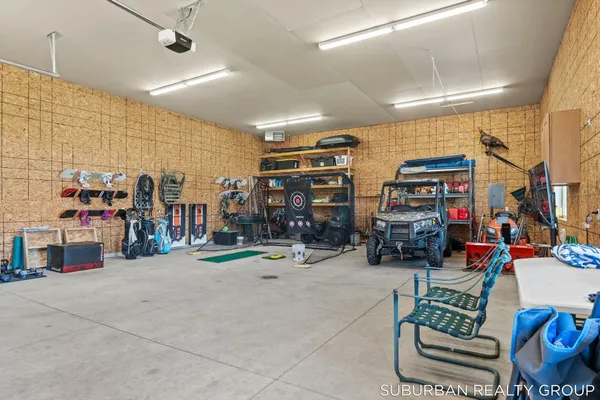 $1,250,000 | 4864 Hide Away Lane, Hudsonville, MI 49426