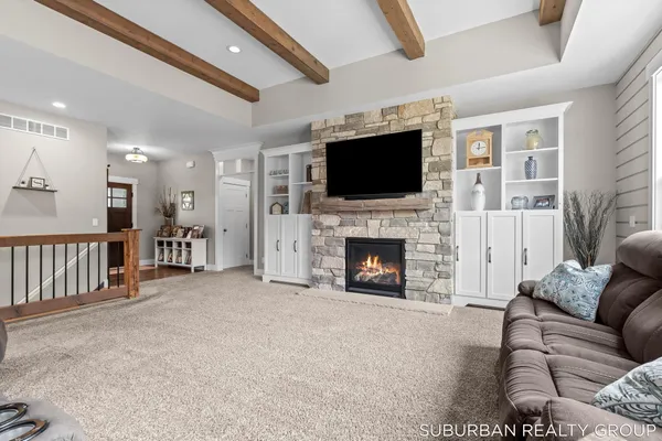 $1,250,000 | 4864 Hide Away Lane, Hudsonville, MI 49426