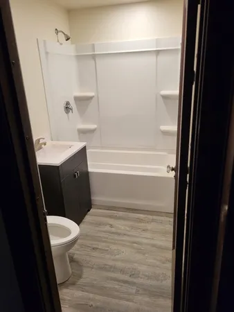 $1,750 | 310 Whittier Avenue, Unit 2, Joliet, IL 60435