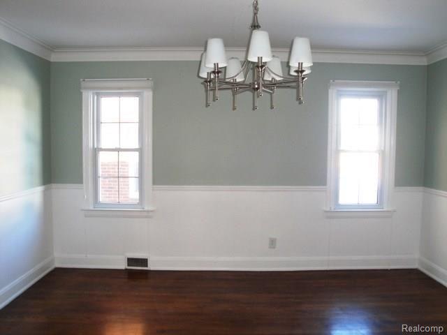 288 Moran Road Grosse Pointe, MI 48236 - Photo 5 of 13 Dining Room