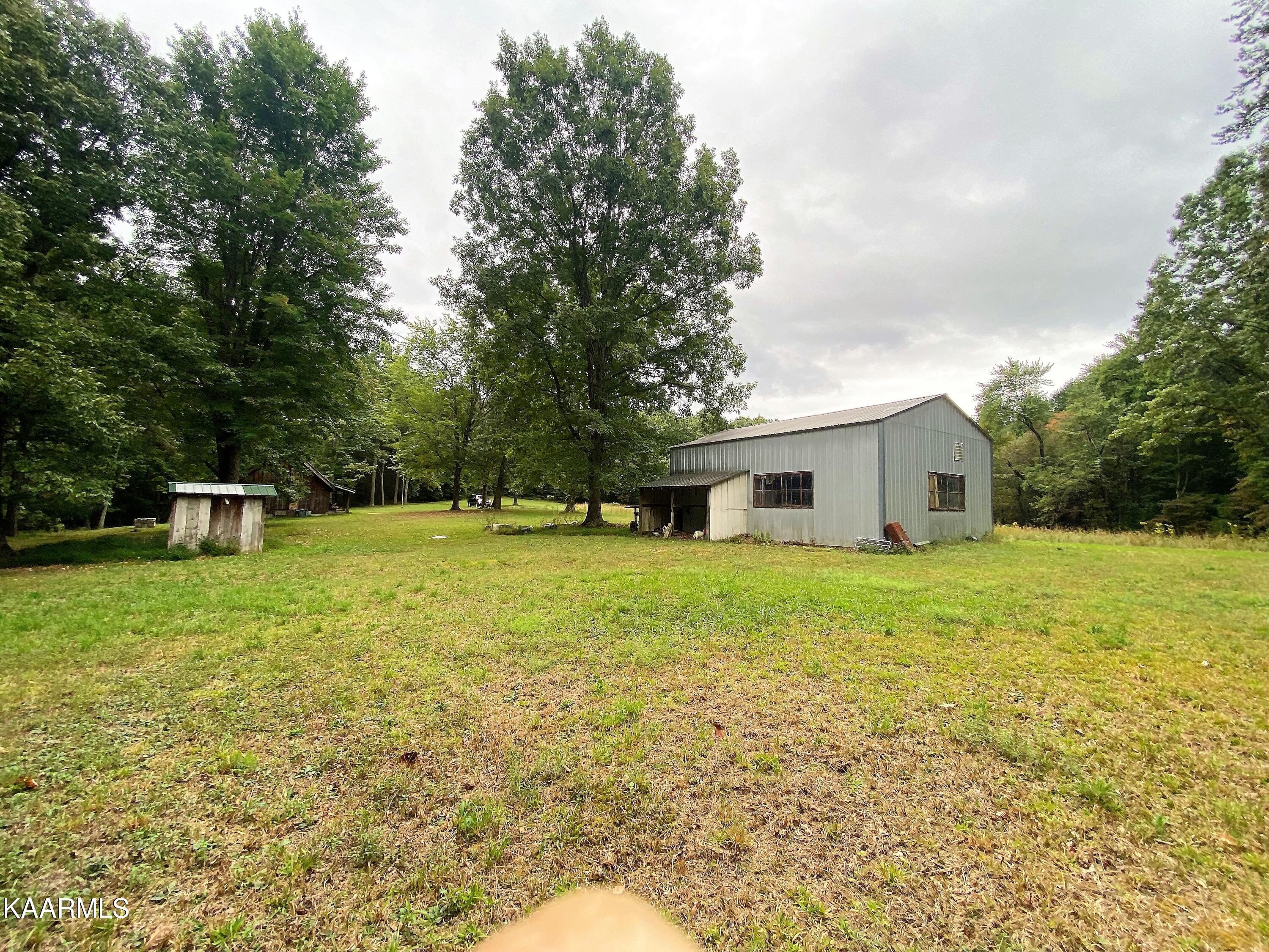 122 Country Hill Road Deer Lodge, TN 37726 - Photo 32 of 39 IMG_4773