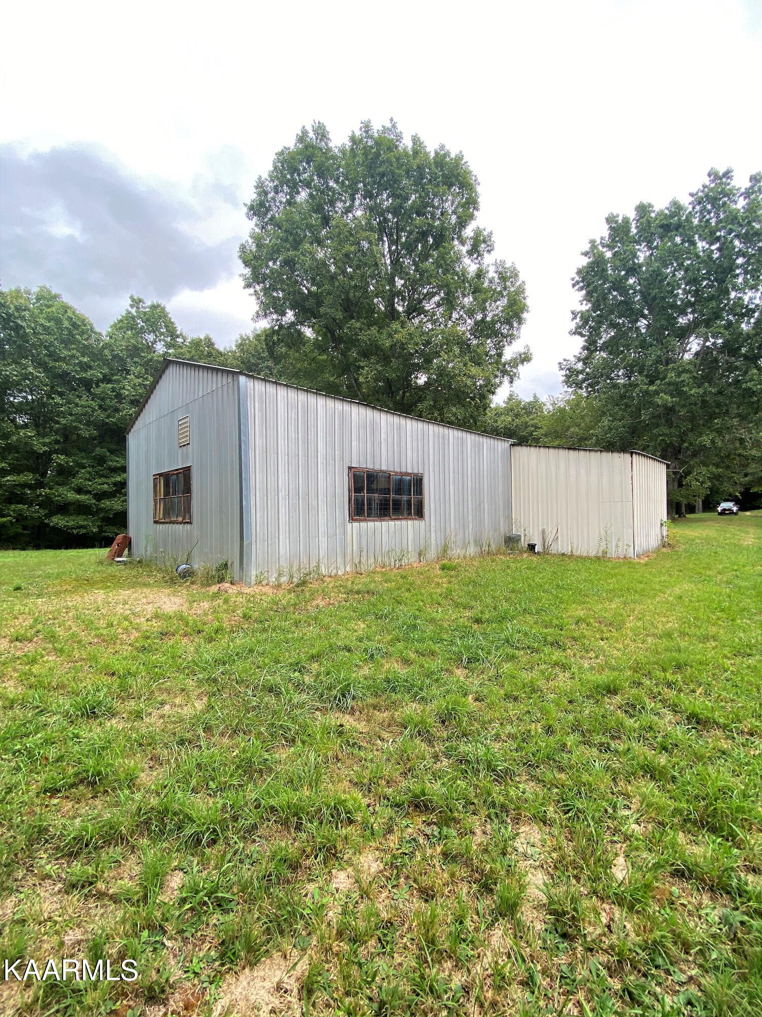 122 Country Hill Road Deer Lodge, TN 37726 - Photo 34 of 39 IMG_4776