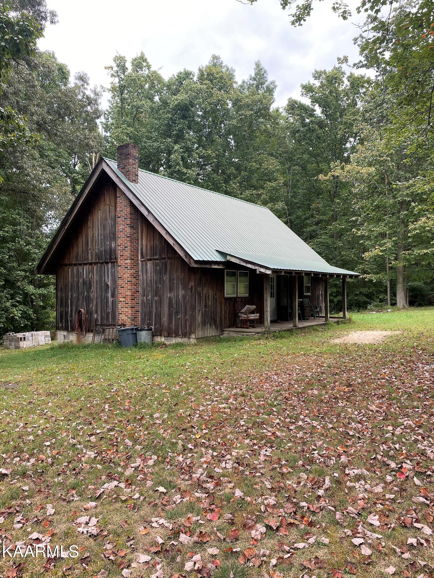 122 Country Hill Road Deer Lodge, TN 37726 - Photo 7 of 39 IMG_4781