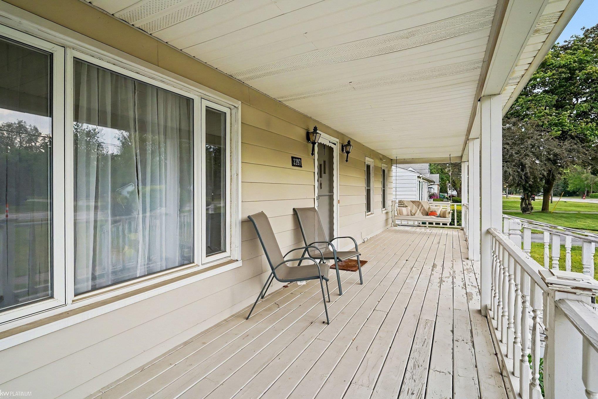 2297 Covert Road Burton, MI 48509 - Photo 5 of 32
