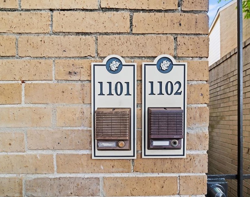 2277 South Kirkwood Road, Unit 1101 Houston, TX 77077 - Photo 16 of 18 a view of a sign board