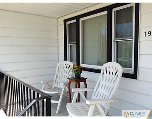 199 Jeffery Road Colonia, NJ 07067 - Photo 2 of 16 Gallery Image 2