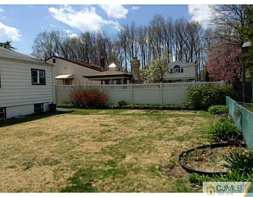 199 Jeffery Road Colonia, NJ 07067 - Photo 15 of 16 Gallery Image 15