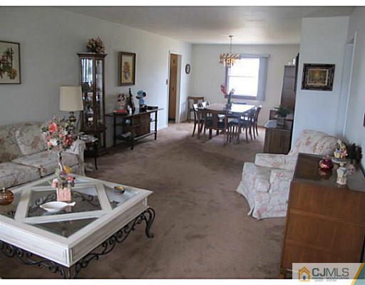 199 Jeffery Road Colonia, NJ 07067 - Photo 3 of 16 Gallery Image 3