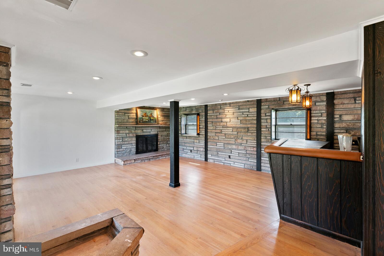 211 Windsor Road Trenton, NJ 08691 - Photo 14 of 50 Gallery Image 14