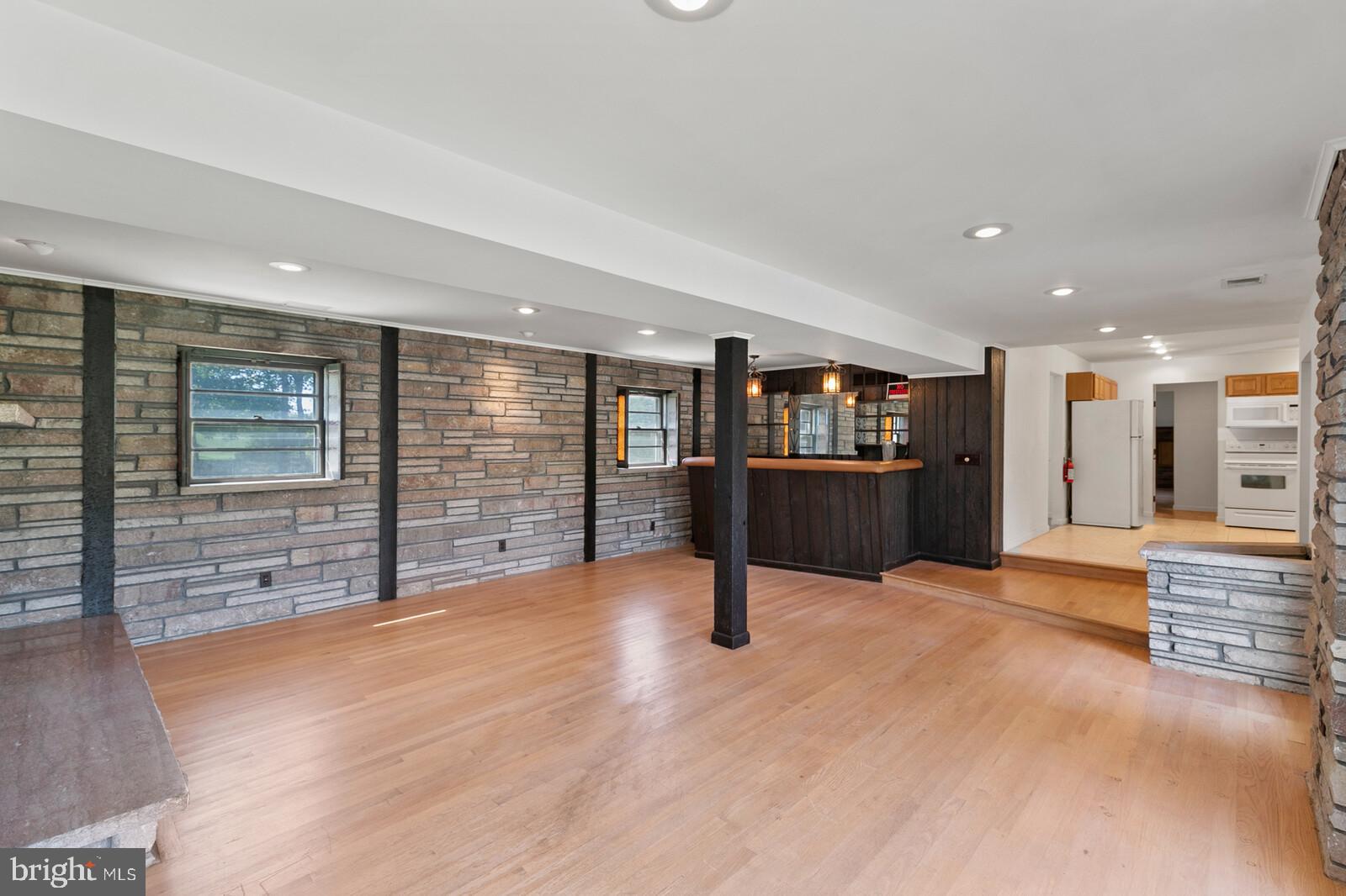 211 Windsor Road Trenton, NJ 08691 - Photo 15 of 50 Gallery Image 15