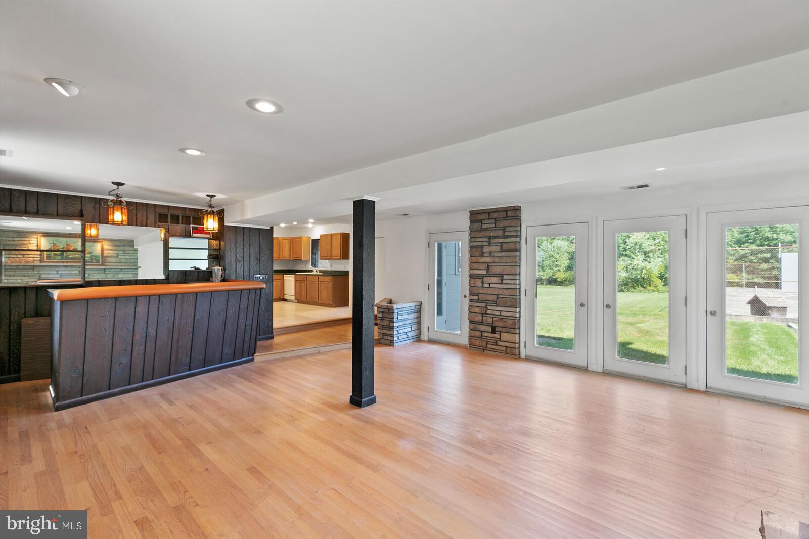 211 Windsor Road Trenton, NJ 08691 - Photo 16 of 50 Gallery Image 16