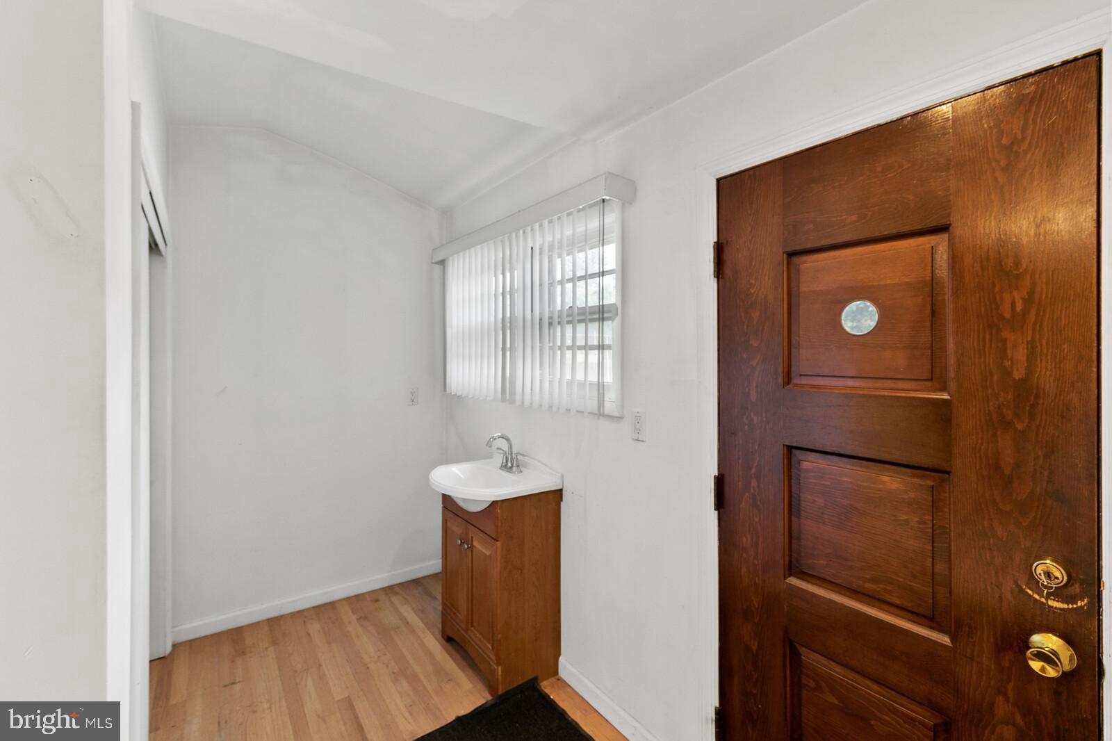 211 Windsor Road Trenton, NJ 08691 - Photo 17 of 50 Gallery Image 17