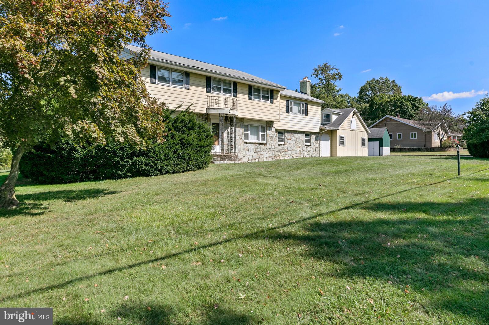 211 Windsor Road Trenton, NJ 08691 - Photo 2 of 50 Gallery Image 2