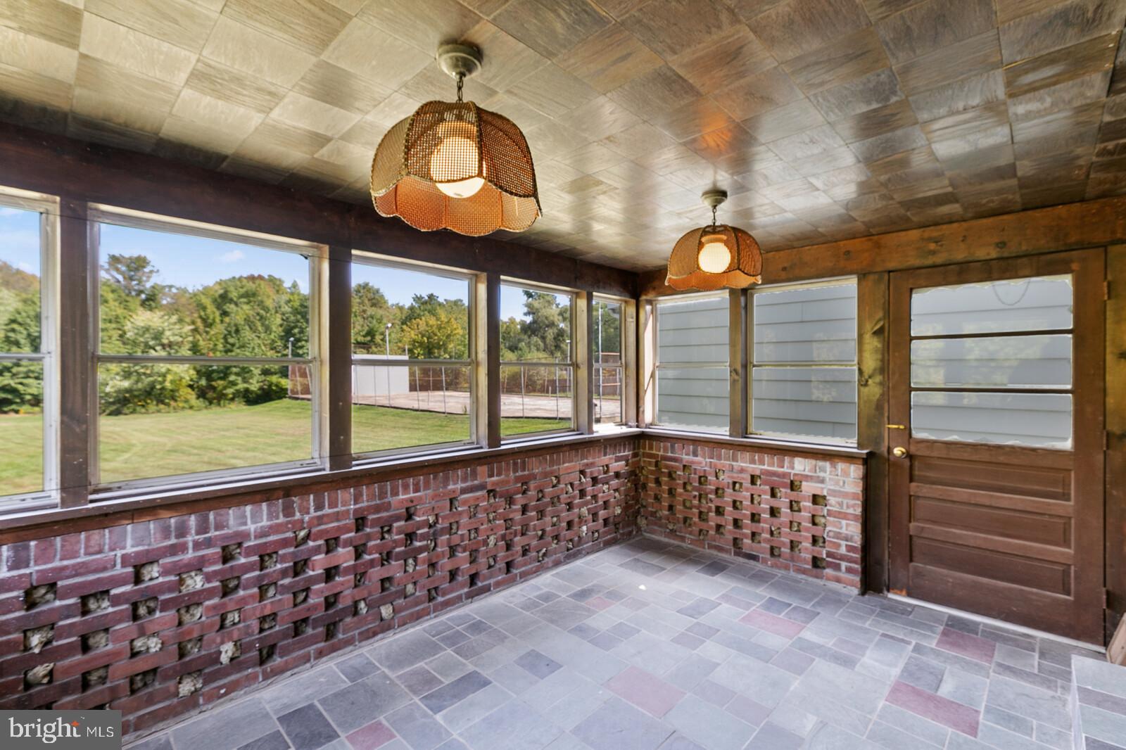 211 Windsor Road Trenton, NJ 08691 - Photo 22 of 50 Gallery Image 22