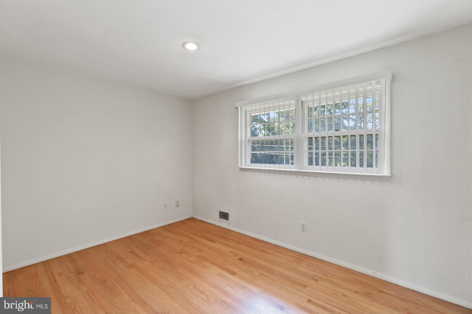 211 Windsor Road Trenton, NJ 08691 - Photo 23 of 50 Gallery Image 23