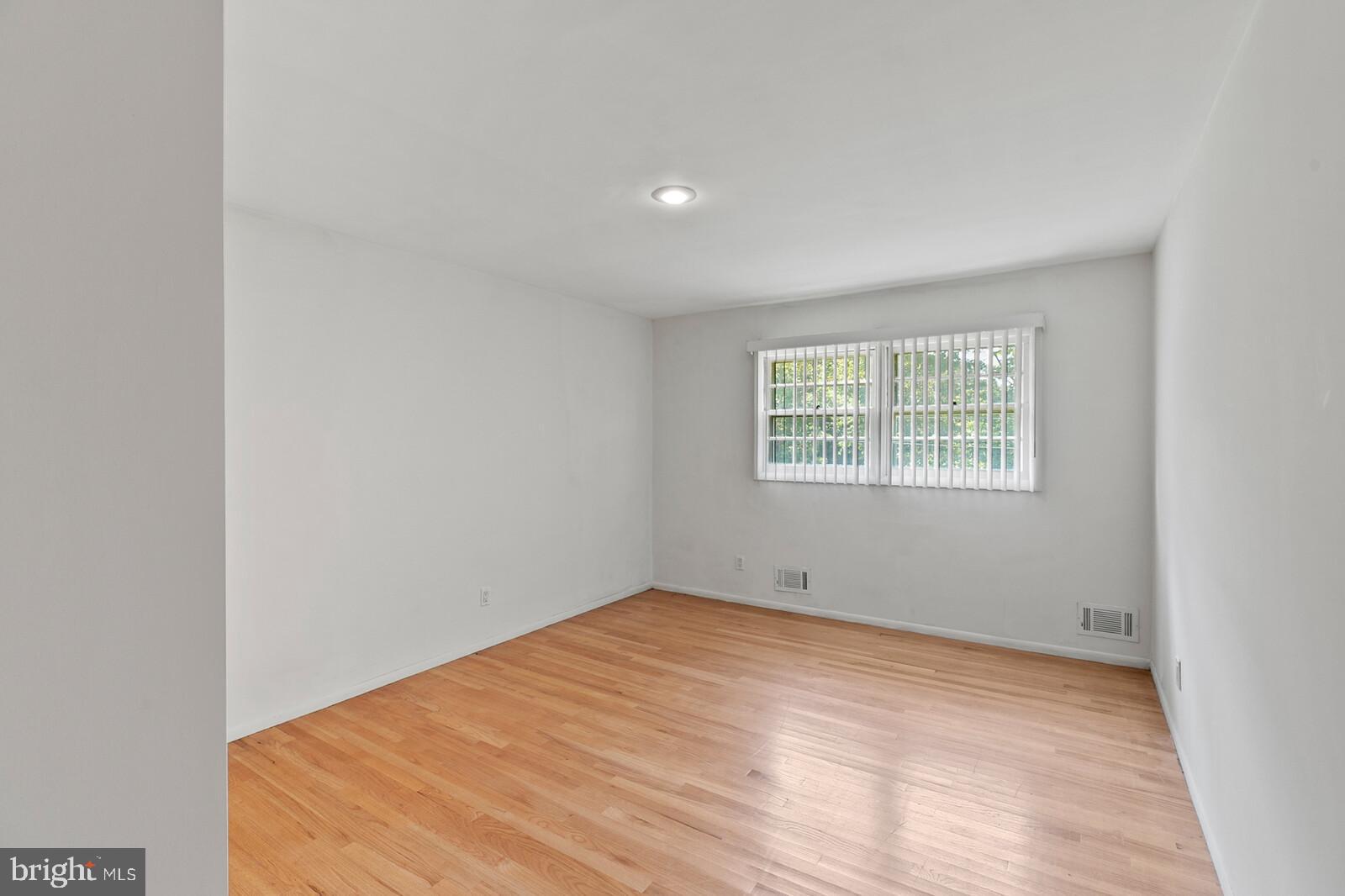 211 Windsor Road Trenton, NJ 08691 - Photo 30 of 50 Gallery Image 30