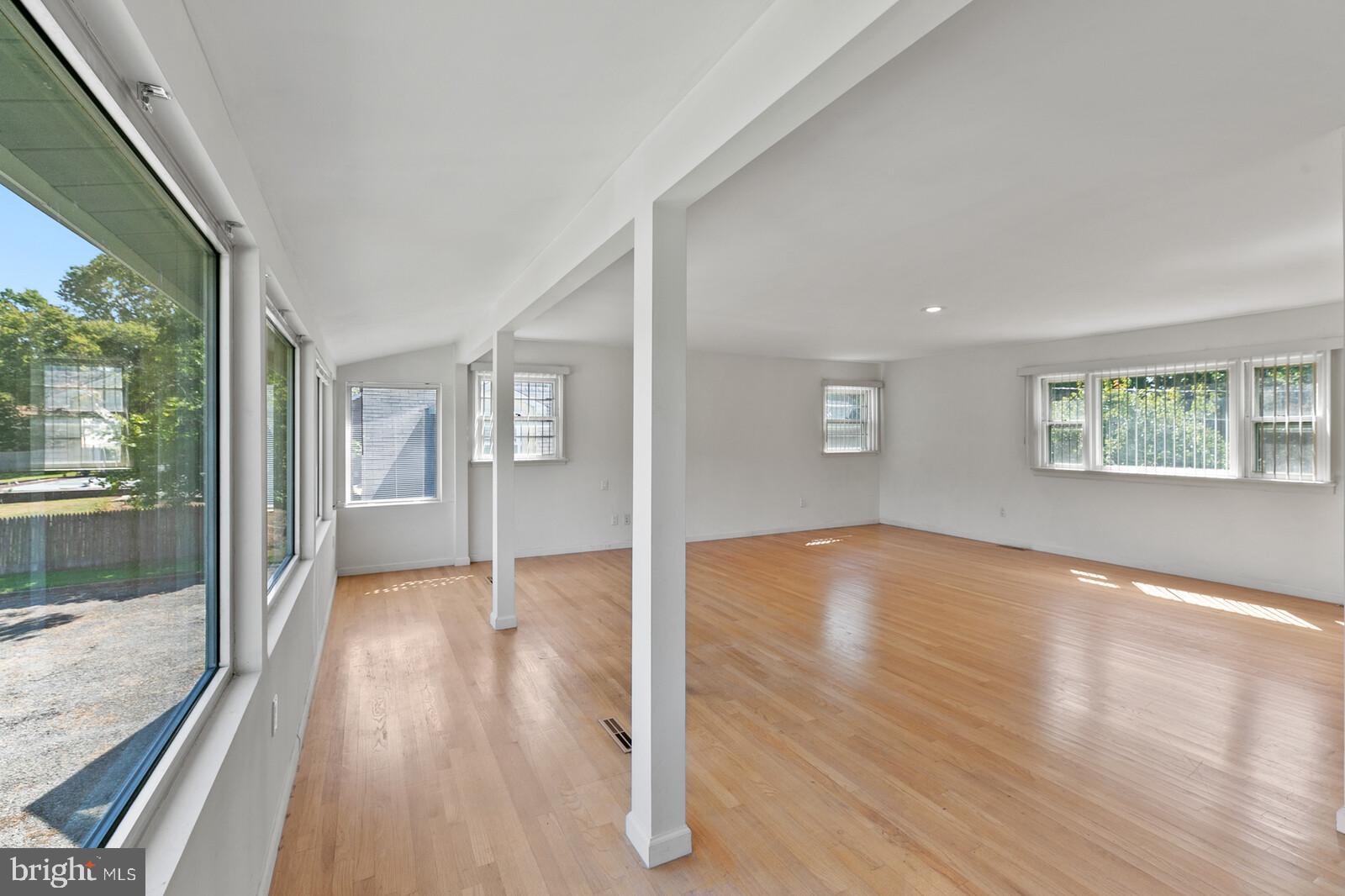 211 Windsor Road Trenton, NJ 08691 - Photo 32 of 50 Gallery Image 32