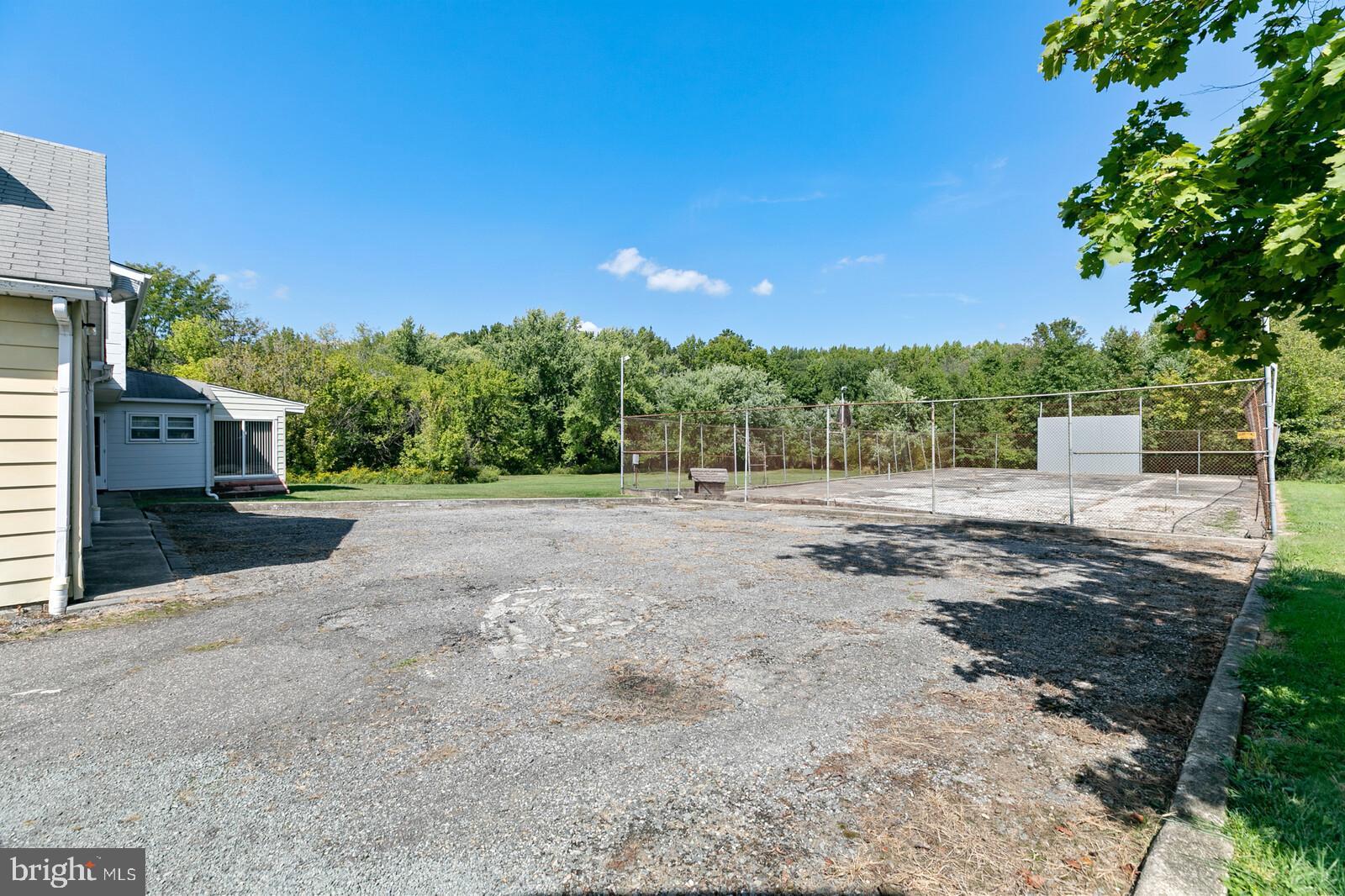 211 Windsor Road Trenton, NJ 08691 - Photo 42 of 50 Gallery Image 42