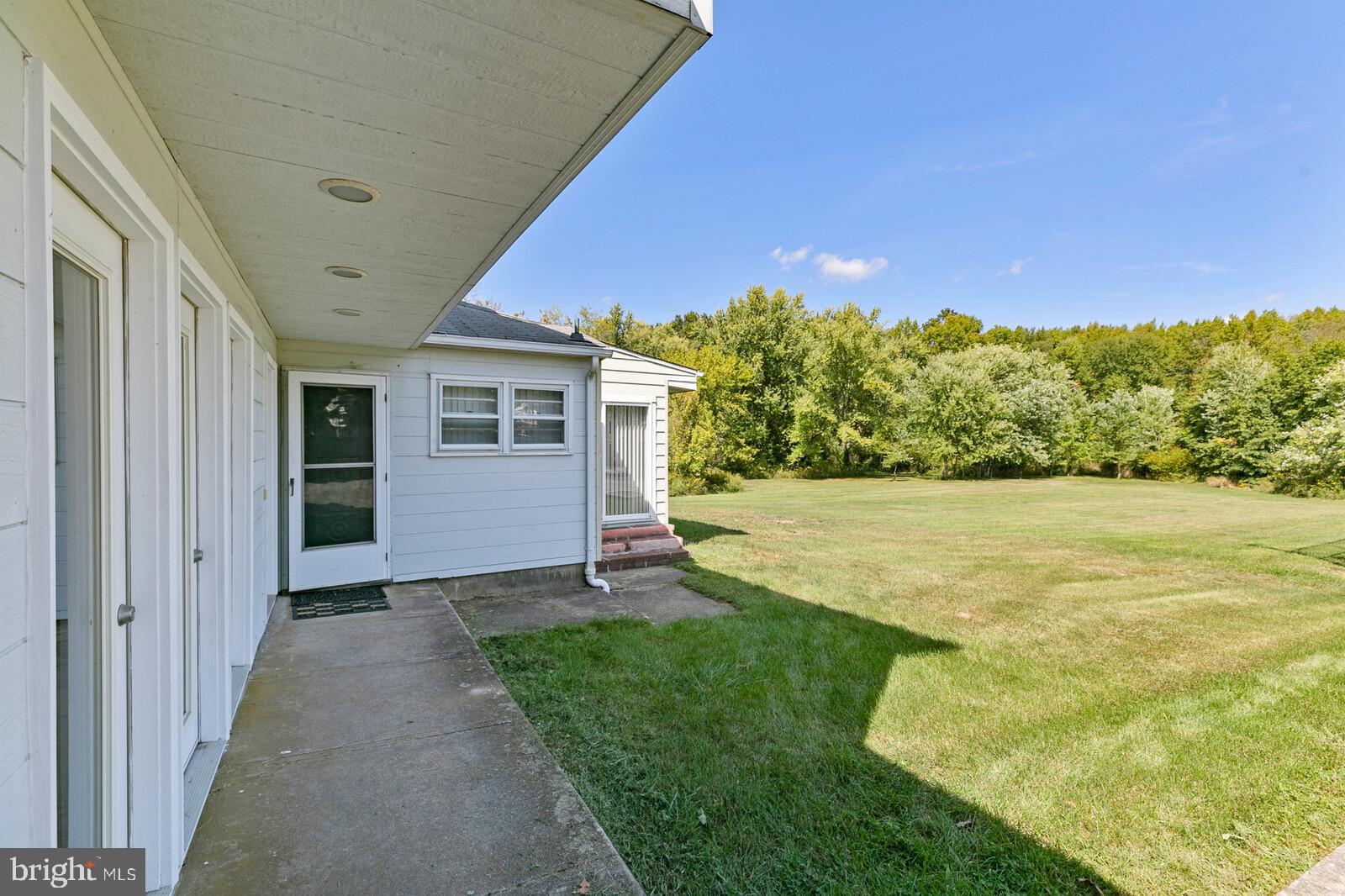 211 Windsor Road Trenton, NJ 08691 - Photo 43 of 50 Gallery Image 43