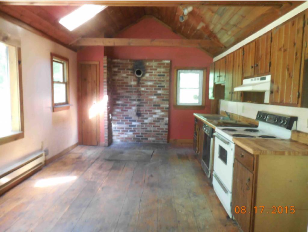 10 Beasom Road Lyndeborough, NH 03082 - Photo 3 of 7