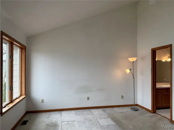 $349,900 | 34 Parkington Circle, Manlius, NY 13057