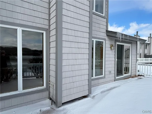 $349,900 | 34 Parkington Circle, Manlius, NY 13057