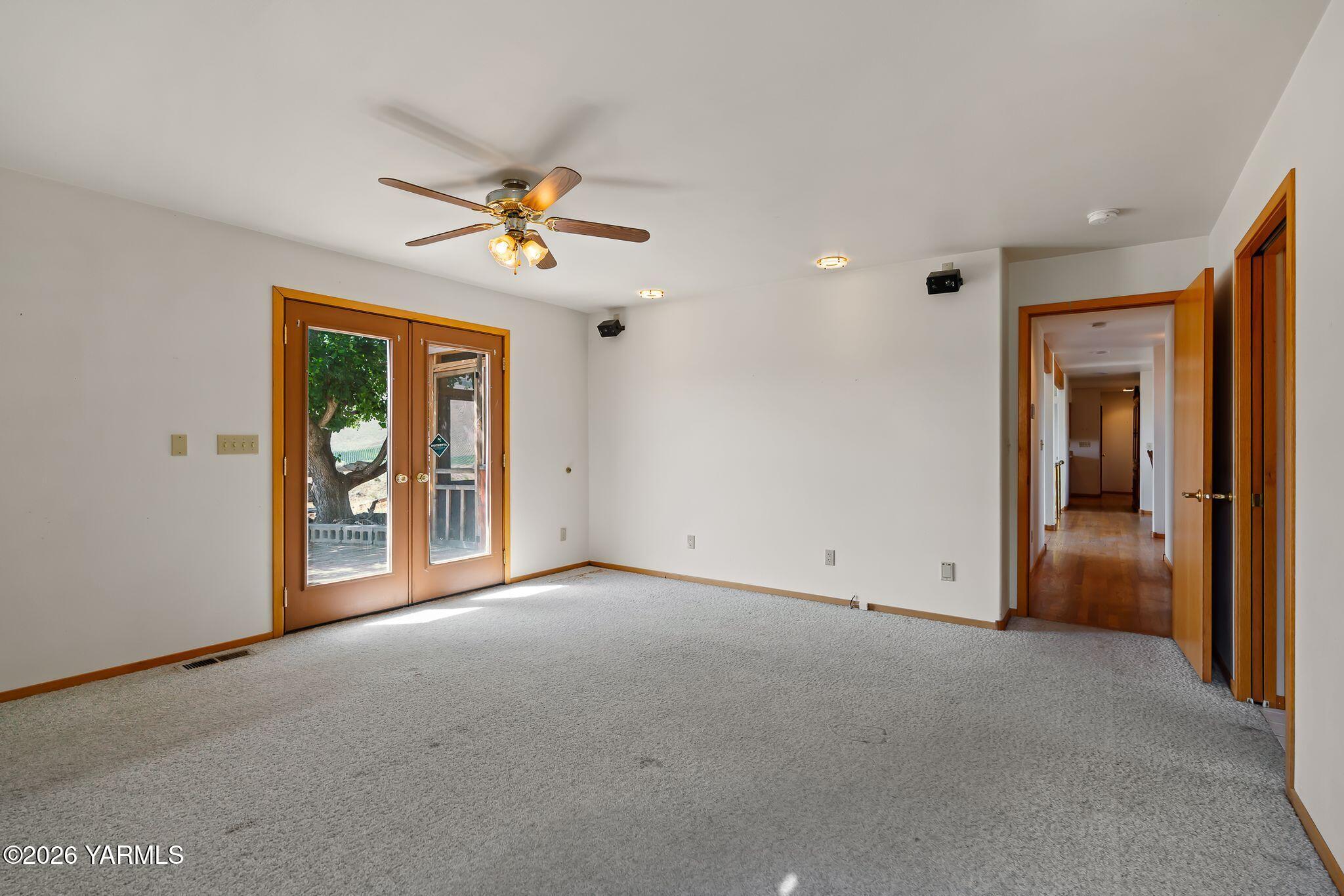 723 Burbank Creek Road Yakima, WA 98901 - Photo 17 of 48 723 Burbank Creek Rd-17