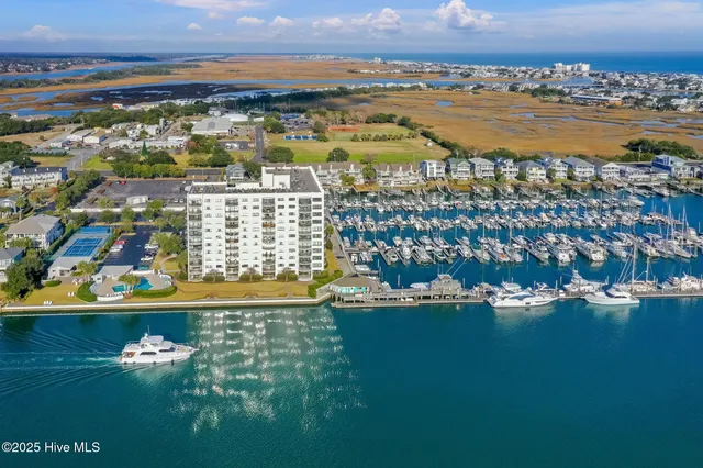 $1,195,000 | 322 Causeway Drive, Unit STE 702, Wrightsville Beach, NC 28480
