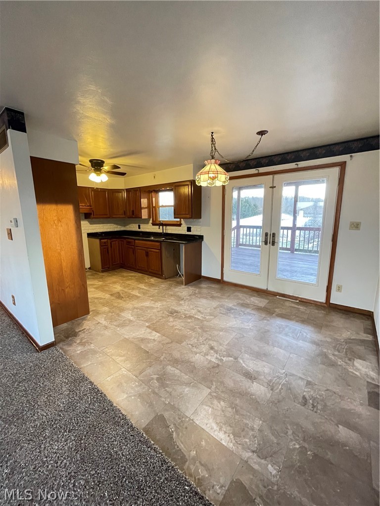 1103 Courtland Road Weirton, WV 26062 - Photo 7 of 23