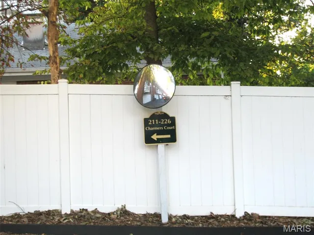 $2,075 | 219 Charmers Court, Kirkwood, MO 63122