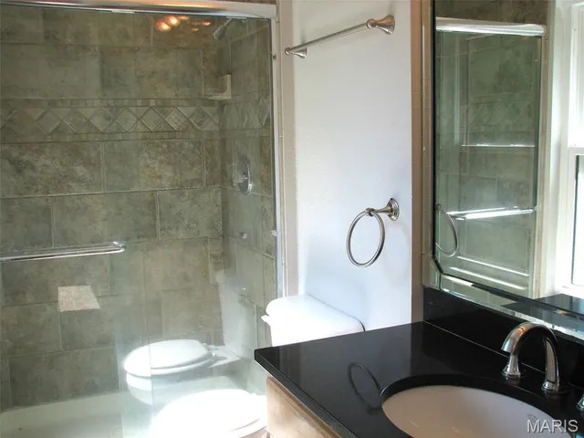 $2,075 | 219 Charmers Court, Kirkwood, MO 63122