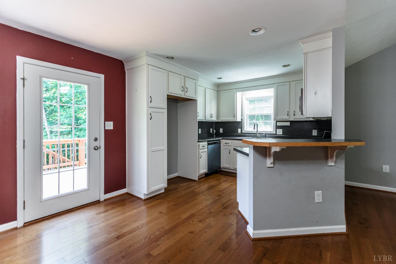 316 Tower Hill Road Appomattox, VA 24522 - Photo 6 of 46