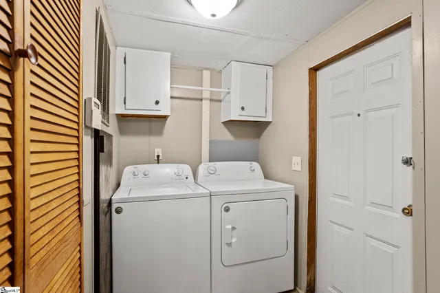 $189,900 | 511 Clear Dawn Drive, Easley, SC 29640