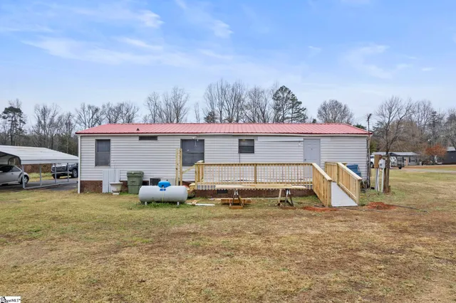 $189,900 | 511 Clear Dawn Drive, Easley, SC 29640