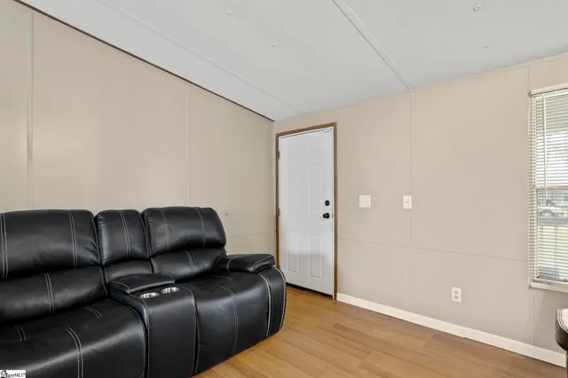 $189,900 | 511 Clear Dawn Drive, Easley, SC 29640