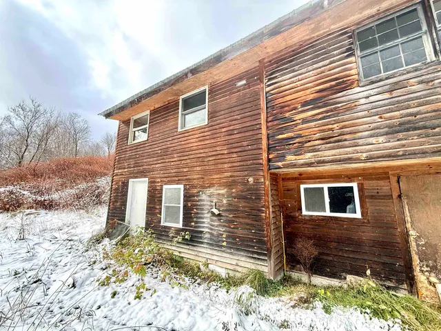 $89,500 | 25 Maillet Road, Lunenburg, VT 05906