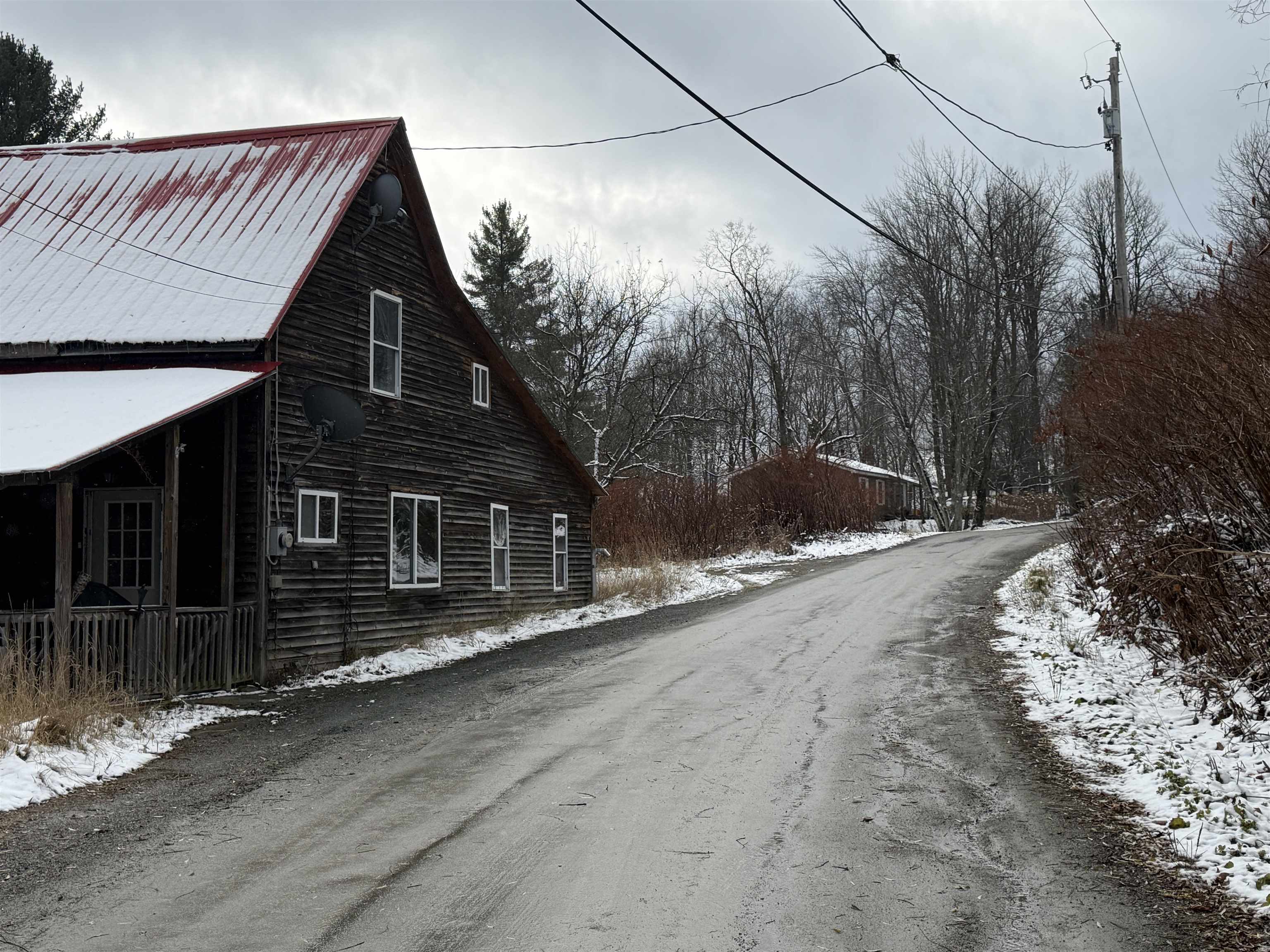 25 Maillet Road Lunenburg, VT 05906 - Photo 4 of 33