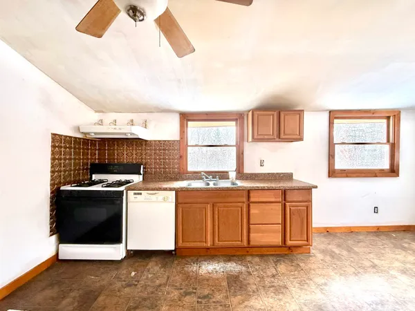 $83,900 | 25 Maillet Road, Lunenburg, VT 05906