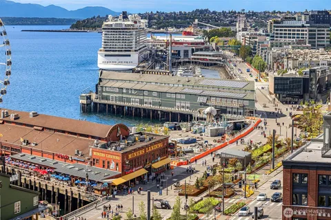 $1,395,000 | 1009 Western Avenue, Unit 1203, Seattle, WA 98104