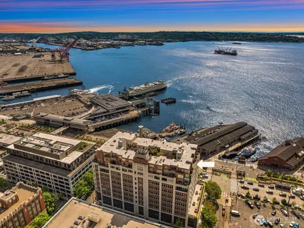 $1,250,000 | 1009 Western Avenue, Unit 1203, Seattle, WA 98104