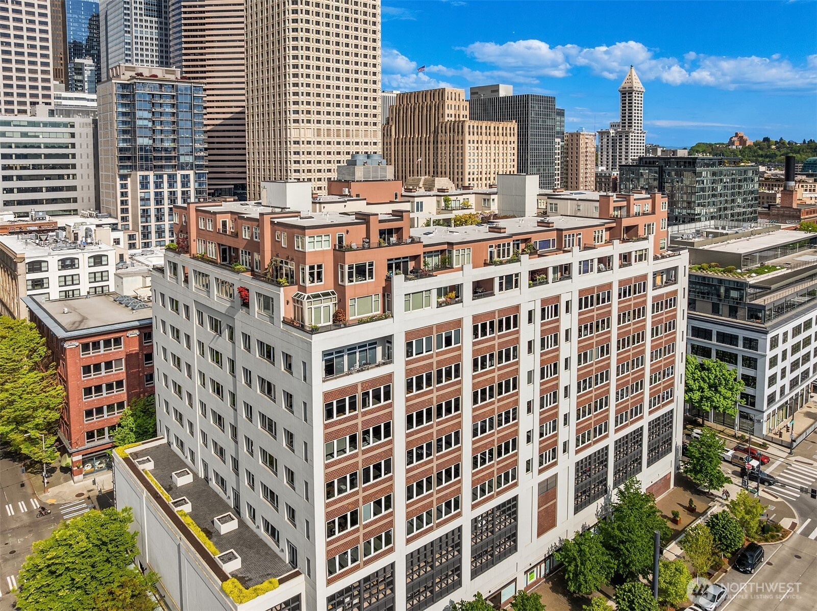1009 Western Avenue, Unit 1203 Seattle, WA 98104 - Photo 28 of 30 a front view of a building with glass windows