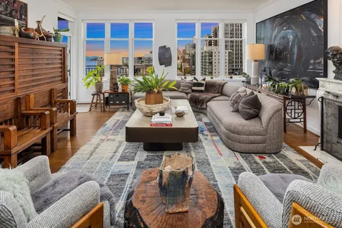 $1,250,000 | 1009 Western Avenue, Unit 1203, Seattle, WA 98104