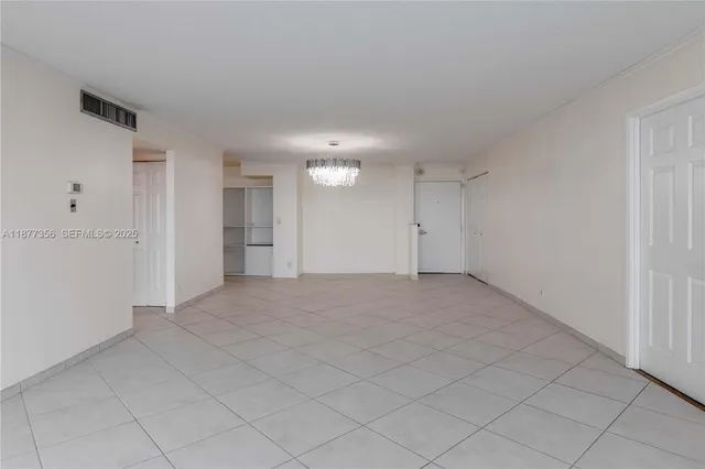 $3,300 | 6770 Indian Creek Drive, Unit 14E, Miami Beach, FL 33141